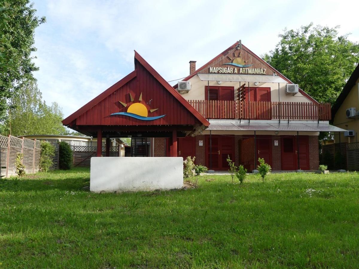 Napsugar Apartman Baja Dış mekan fotoğraf