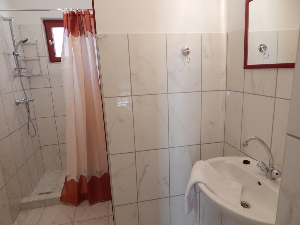 Napsugar Apartman Baja Oda fotoğraf