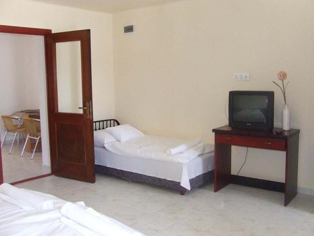 Napsugar Apartman Baja Oda fotoğraf